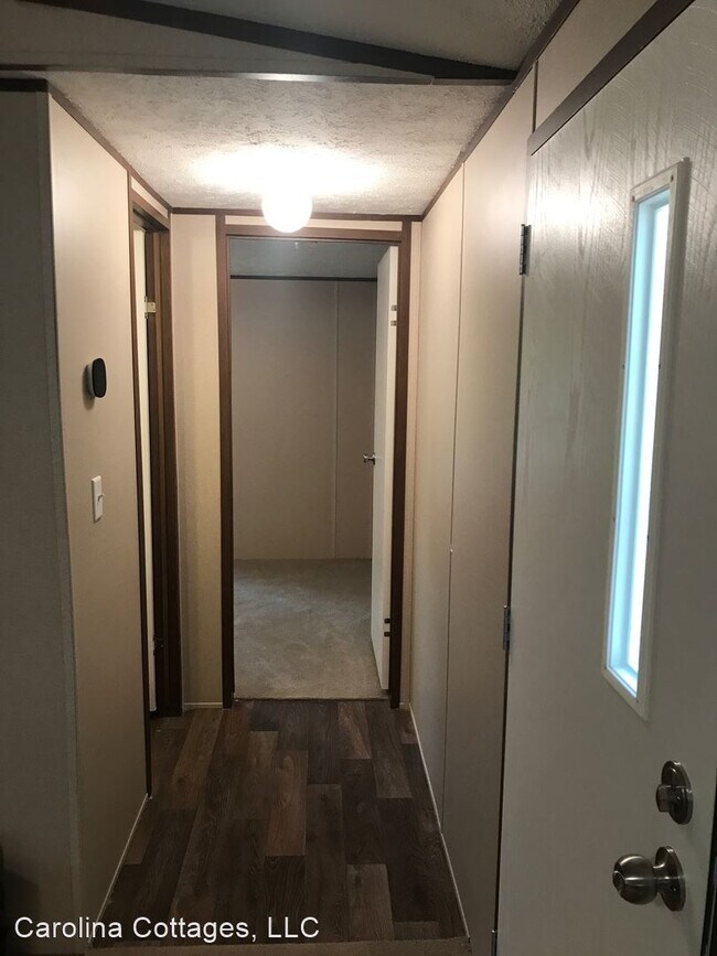 Building Photo - 2 br, 2 bath House - 56 Midland Lane