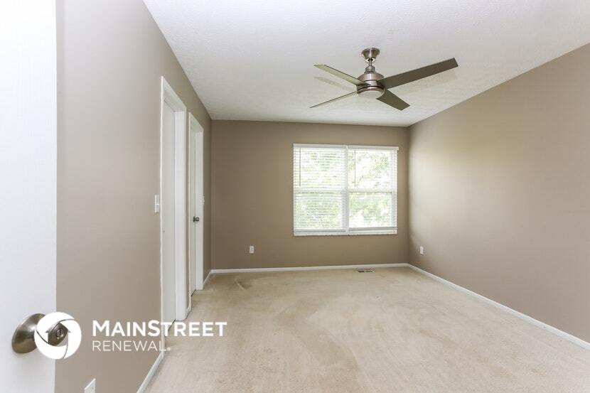 Building Photo - 818 Wallinger Dr