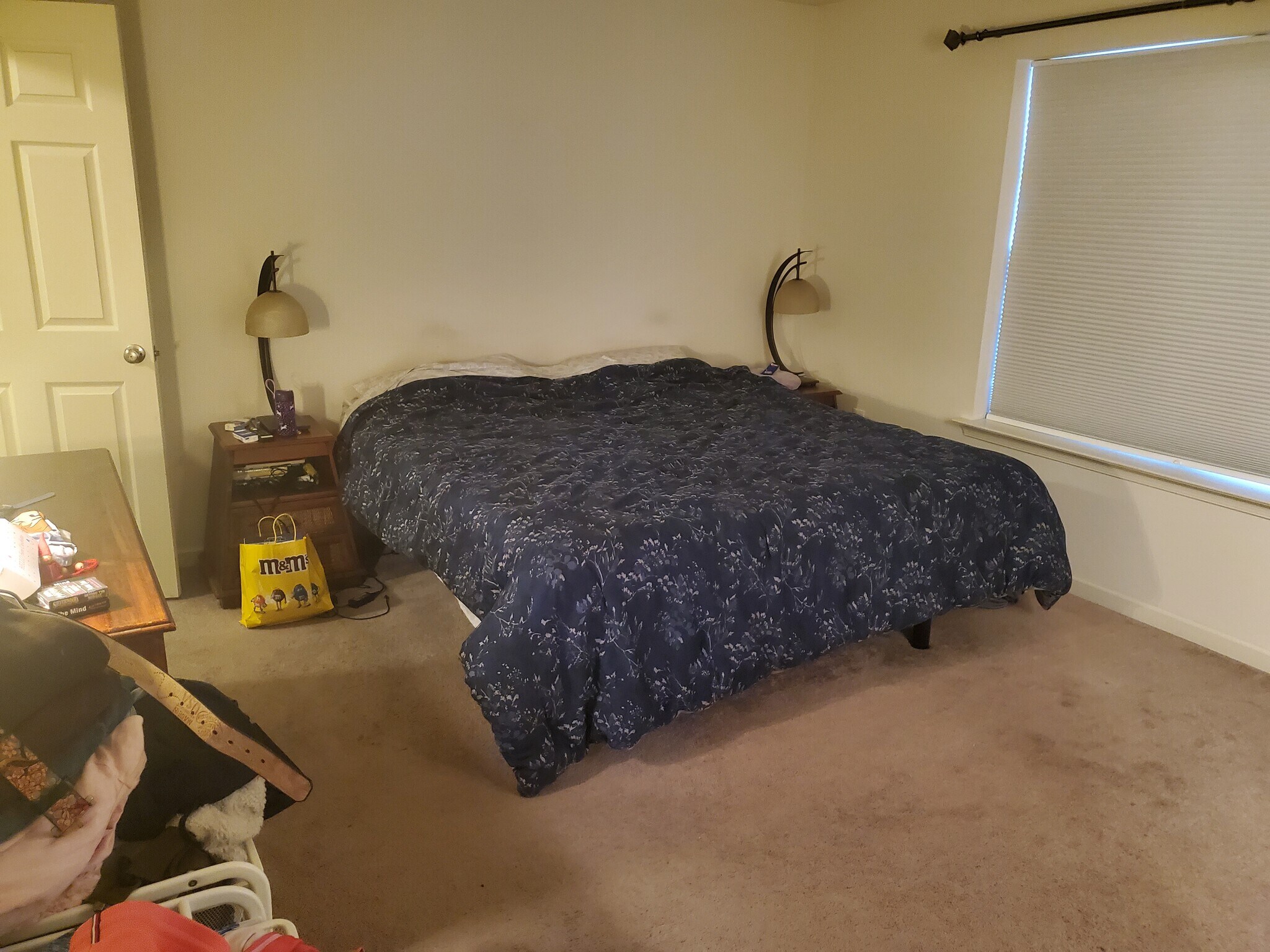 Master Bedroom - 3894 Ashland Dr