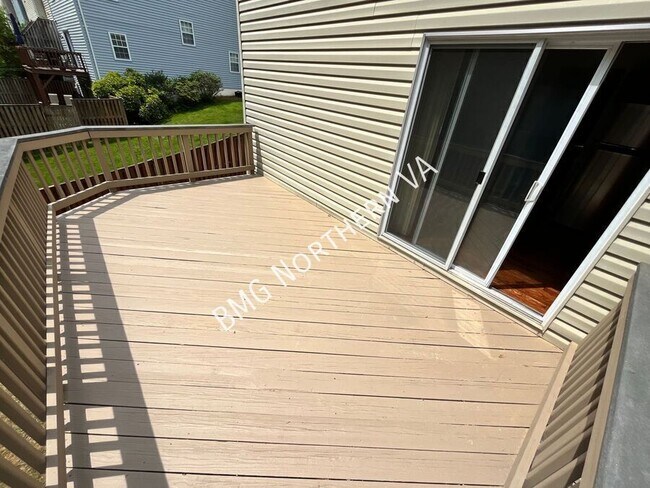 Building Photo - 5344 Anchor Ct
