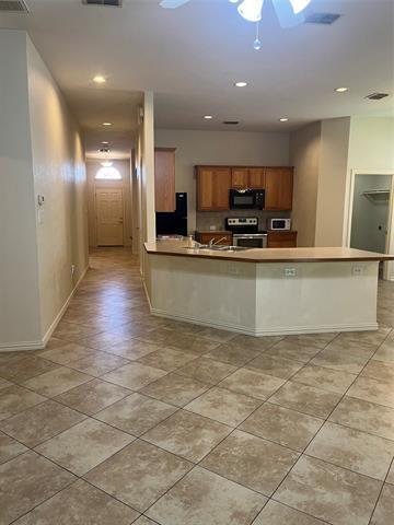 Building Photo - 7216 Kentish Dr