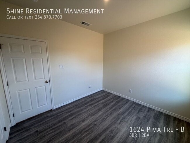 Building Photo - 1624 Pima Trail