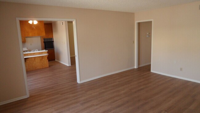 Building Photo - 1189 N Shattuck St