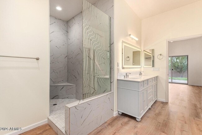 Building Photo - 1415 W Lavitt Ln