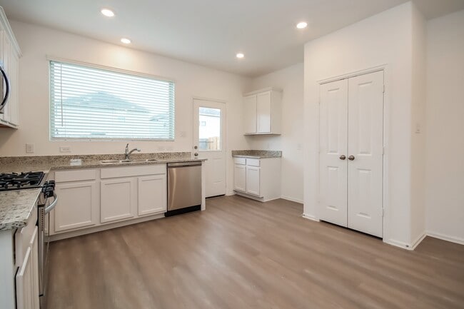 Building Photo - 22669 Malvicino Dr