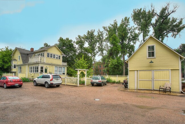 Building Photo - 700 Remington St