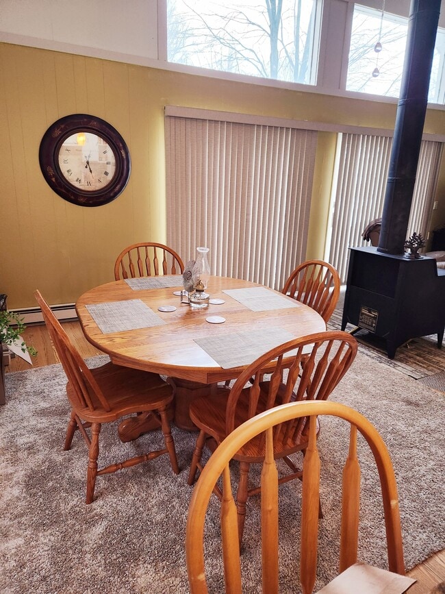 Building Photo - 10905 1st St