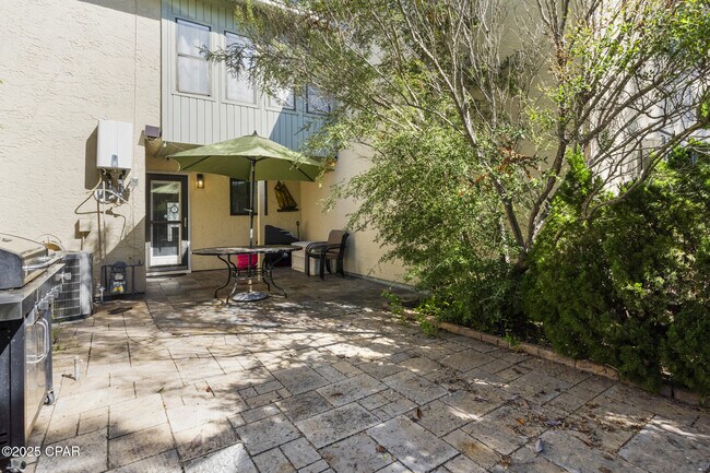 Building Photo - 184 White Sandy Dr