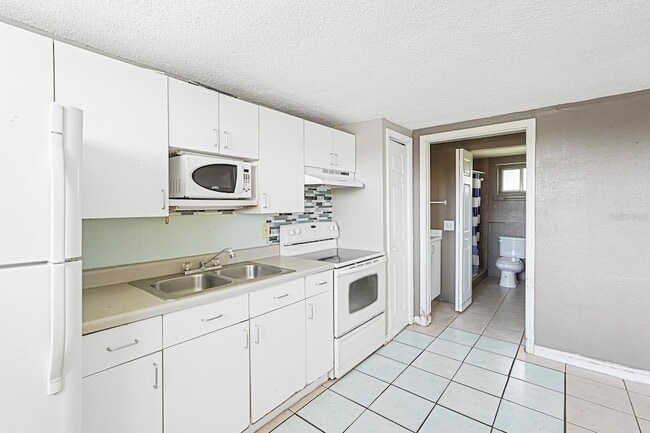 Building Photo - 2021 Pennsylvania Ave