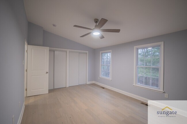 Building Photo - 43 Wellspring Cir