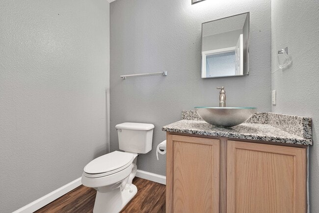 Building Photo - 9230 New Kenton