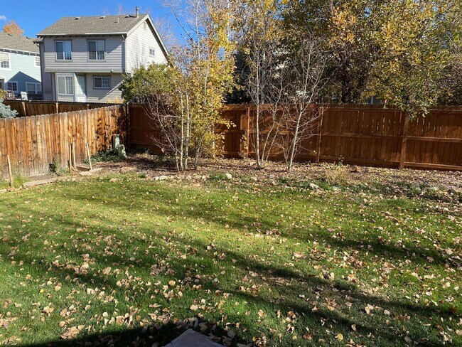 Building Photo - Stroh Ranch Gem