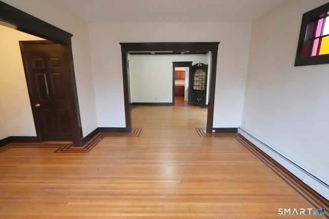 Building Photo - 814 Orange St