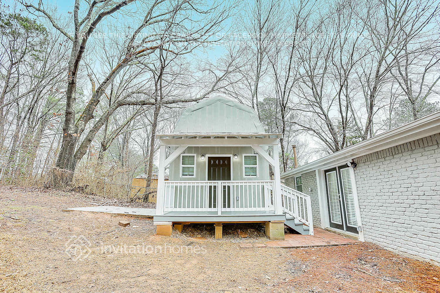 Building Photo - 4930 Springbrook Dr