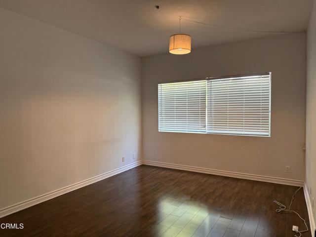 Building Photo - 501 E Del Mar Blvd