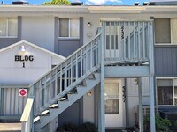 Building Photo - 2/2 Condo in Golf Lake Villas -North Fort Pierce