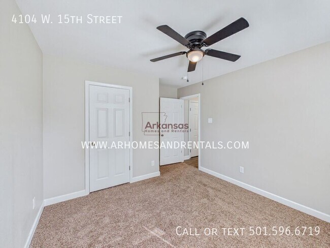 Building Photo - 4104 W 15th St