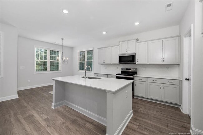 Building Photo - 107 Glenwood Ct