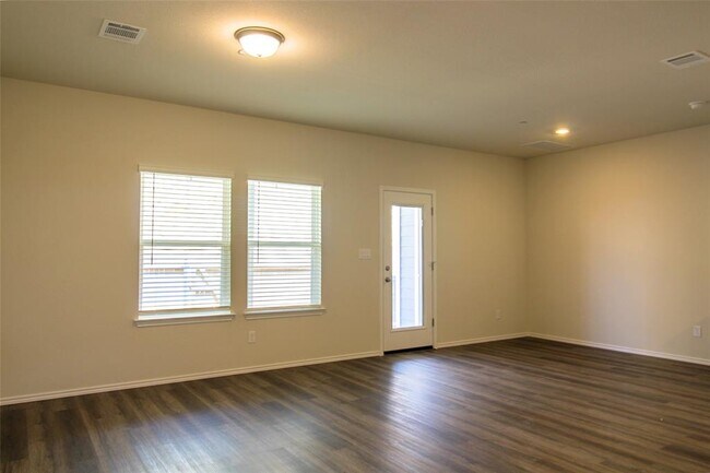 Building Photo - 12810 Siena Vlg Ln