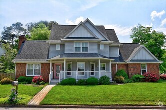 Building Photo - 601 Fort Raleigh Dr