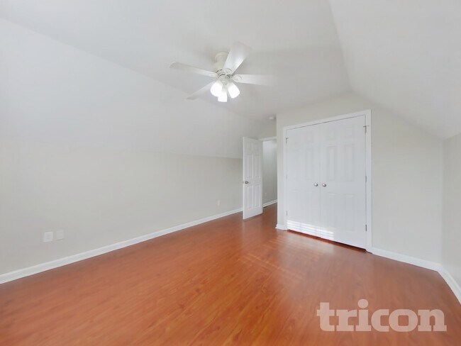 Building Photo - 2636 Danbury Cir