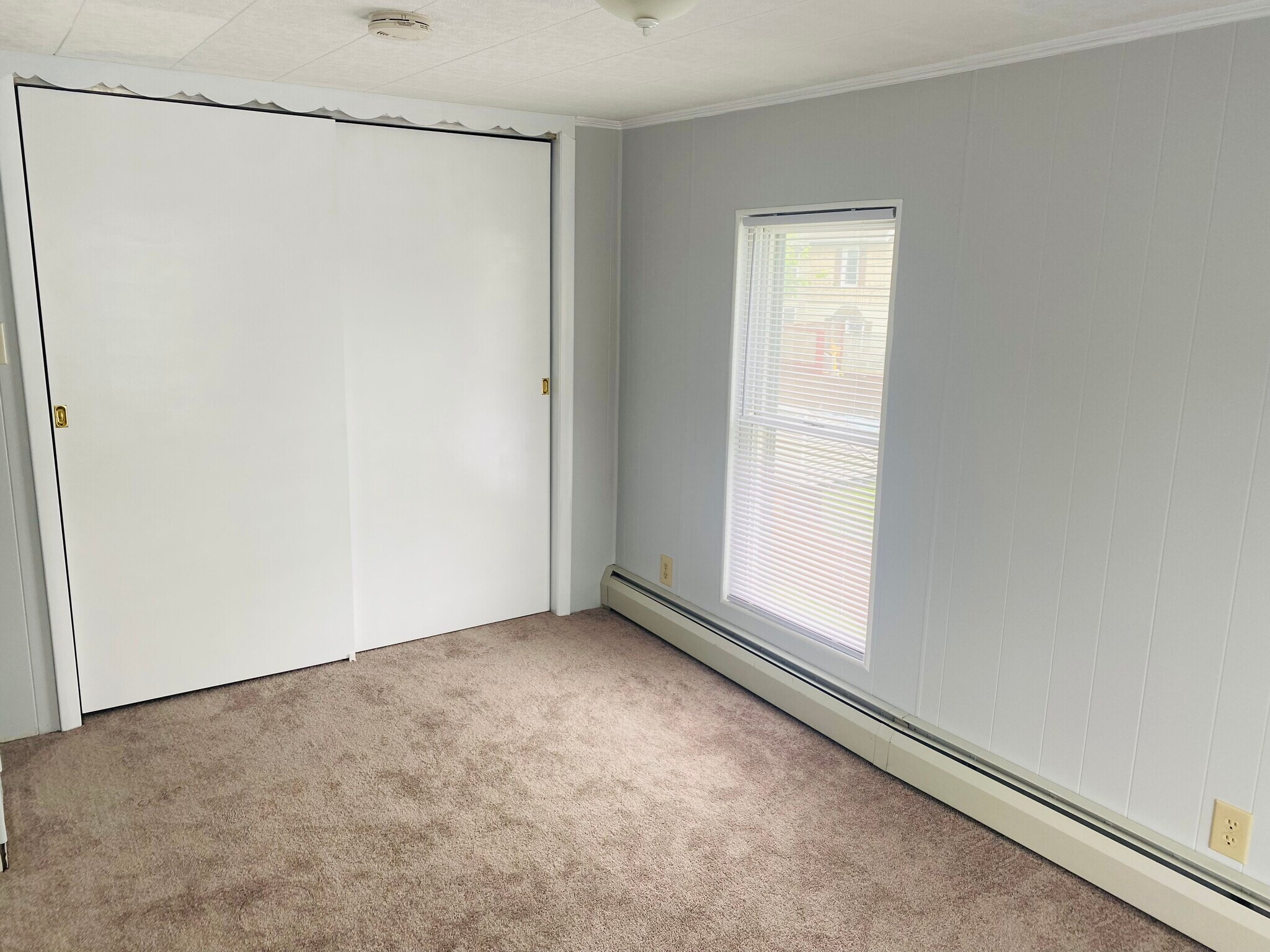 Bedroom 2 - Angle 1 - 638 Grier St