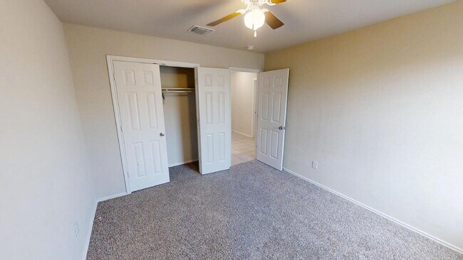 Building Photo - "Charming 4-Bed Home in Copperas Cove with...
