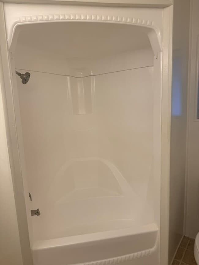 Building Photo - Charming 2BD/2BA Home in Sought-After Camarillo Springs Community!