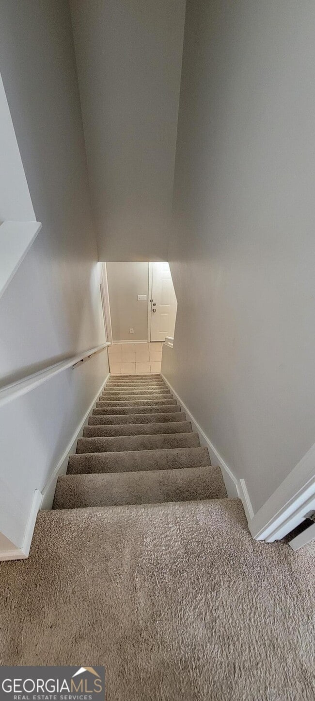 Building Photo - 6390 Alford Cir