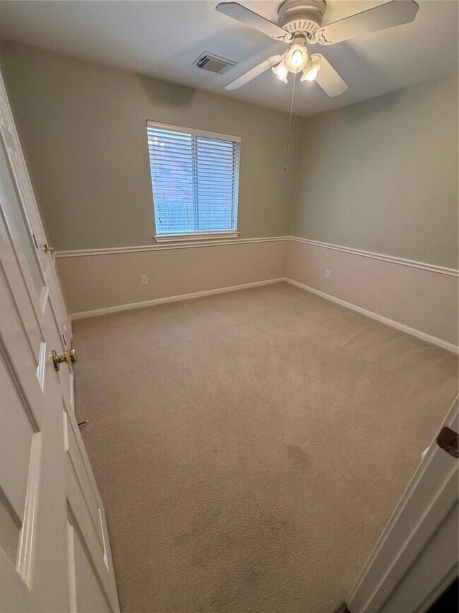 Building Photo - 8413 Sea Ash Cir