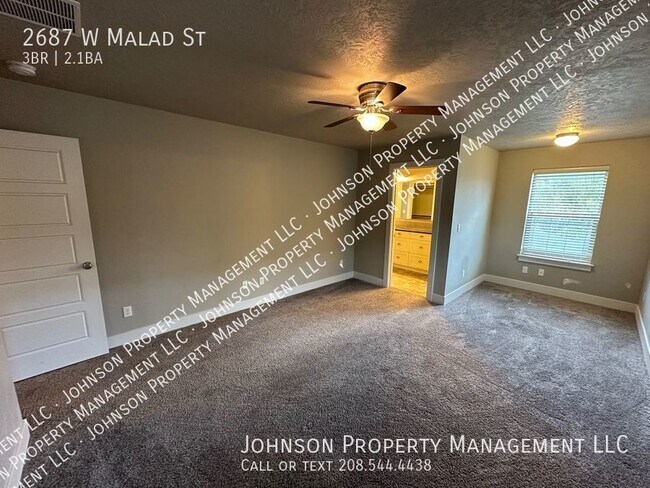 Building Photo - 2687 W Malad St