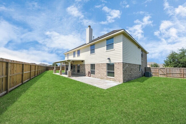 Building Photo - 8602 Briar Oaks Ln