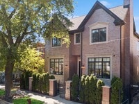 Building Photo - 2030 N Honore St