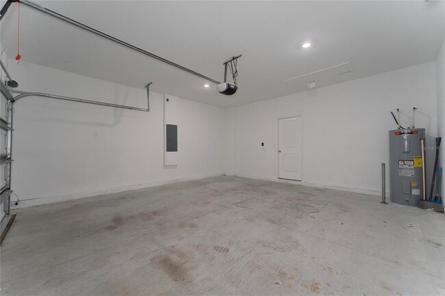 Building Photo - 1442 Brentwood Dr