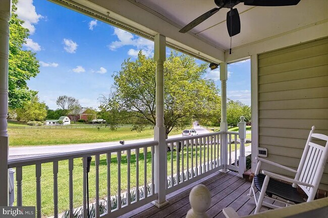 Building Photo - 40883 Meadow Vista Pl