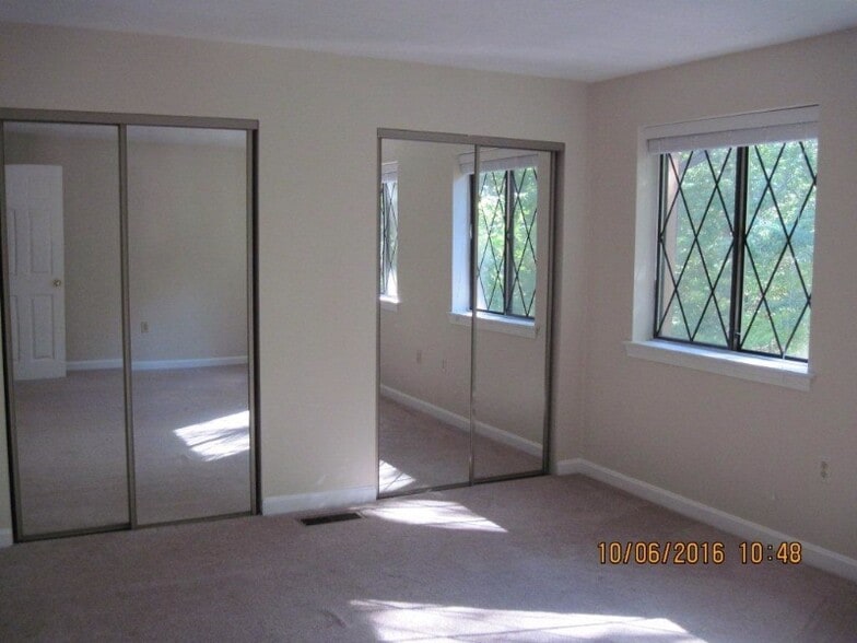 Building Photo - 40 Winrow Dr