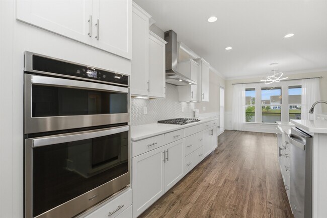 Building Photo - 7129 Spoleto Dr