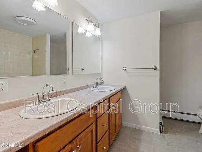 Building Photo - 309 Harlem St