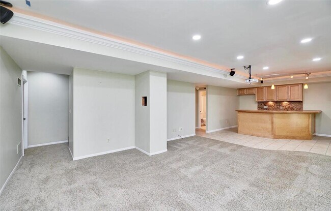 Building Photo - 1357 Westhampton Woods Ct