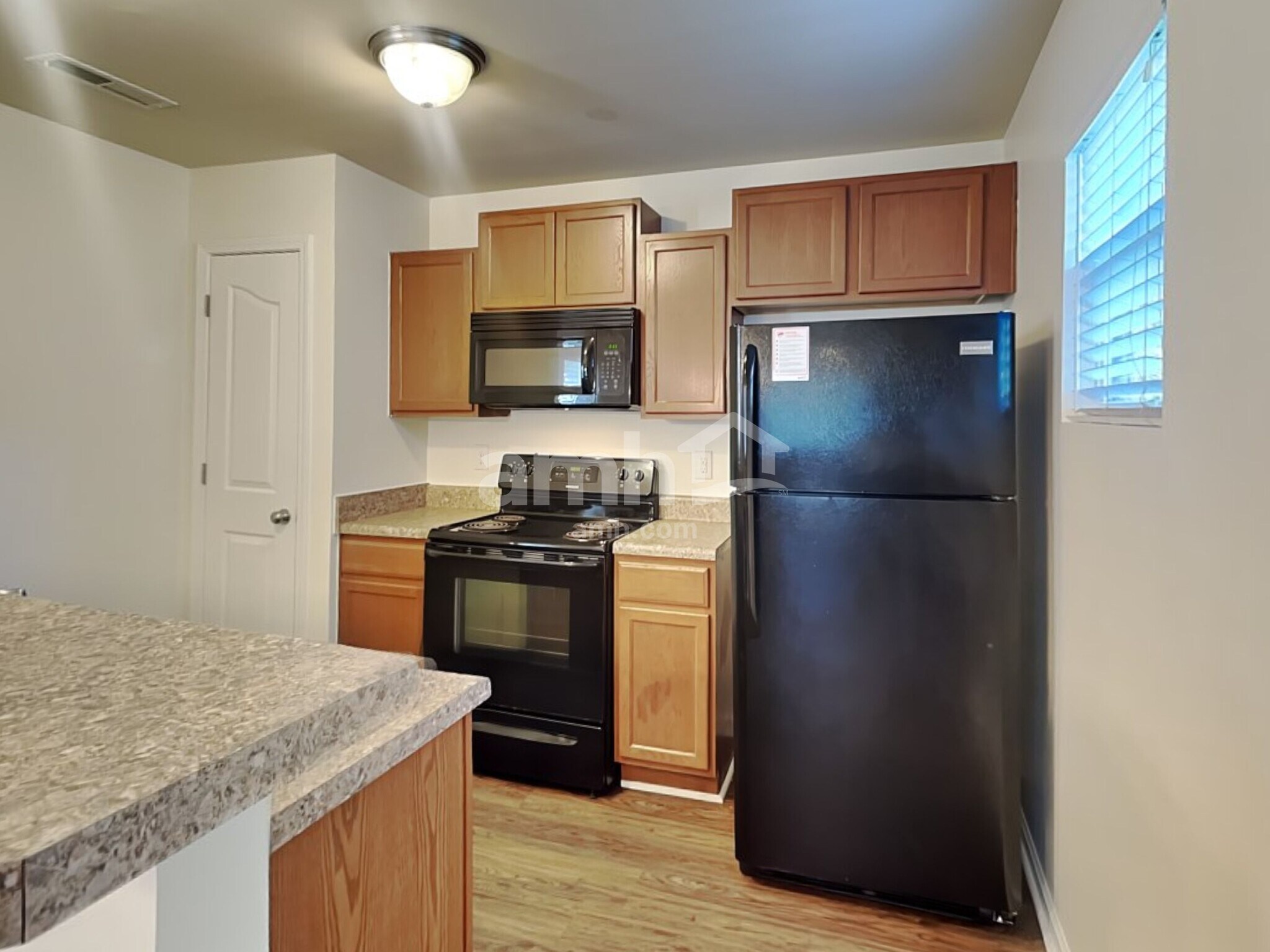 Building Photo - 6215 Thompson Brook Ln