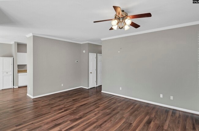 Building Photo - 49 Crescent Moon Ct