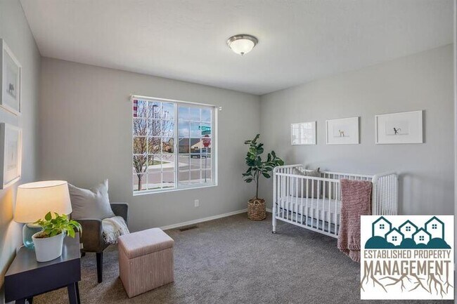 Building Photo - 10101 W Littlewood St