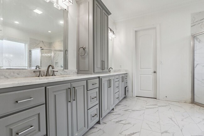 Building Photo - THE MEADOWS AT OAK GROVE - 4 Bedroom house with Community Pool