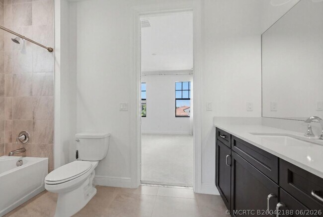 Building Photo - 11760 Bayview Cir