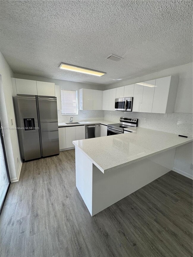 Building Photo - 2530 NW 99th Ave