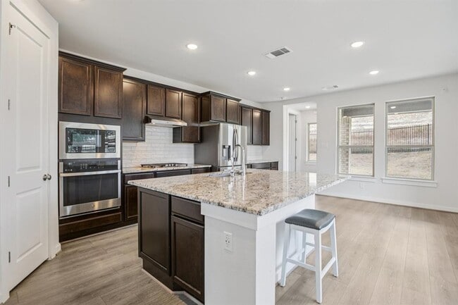 Building Photo - 8100 Copper Prairie Bend