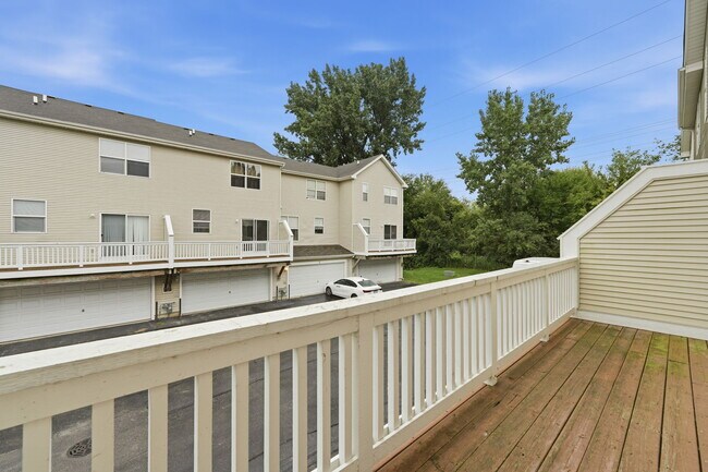 Building Photo - 1464 Cambria Dr