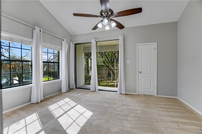 Master bedroom with end unit windows - 1804 Capital Pky