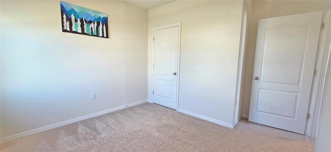 Building Photo - 3383 Hammond Pt