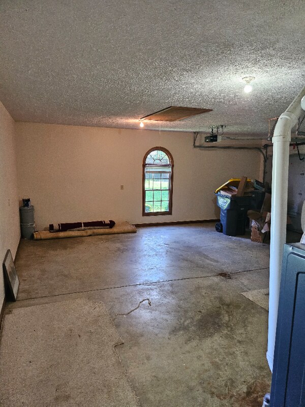 Building Photo - 615 Ravens Lake Dr